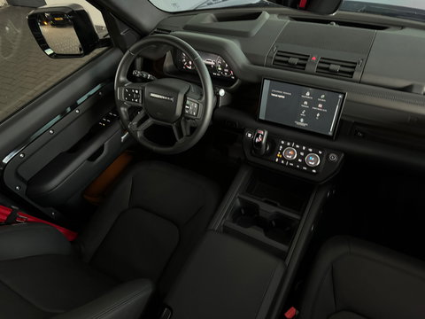 Land Rover Defender 110 2.0 P300e 110 X-Dynamic HSE URBAN|HUD