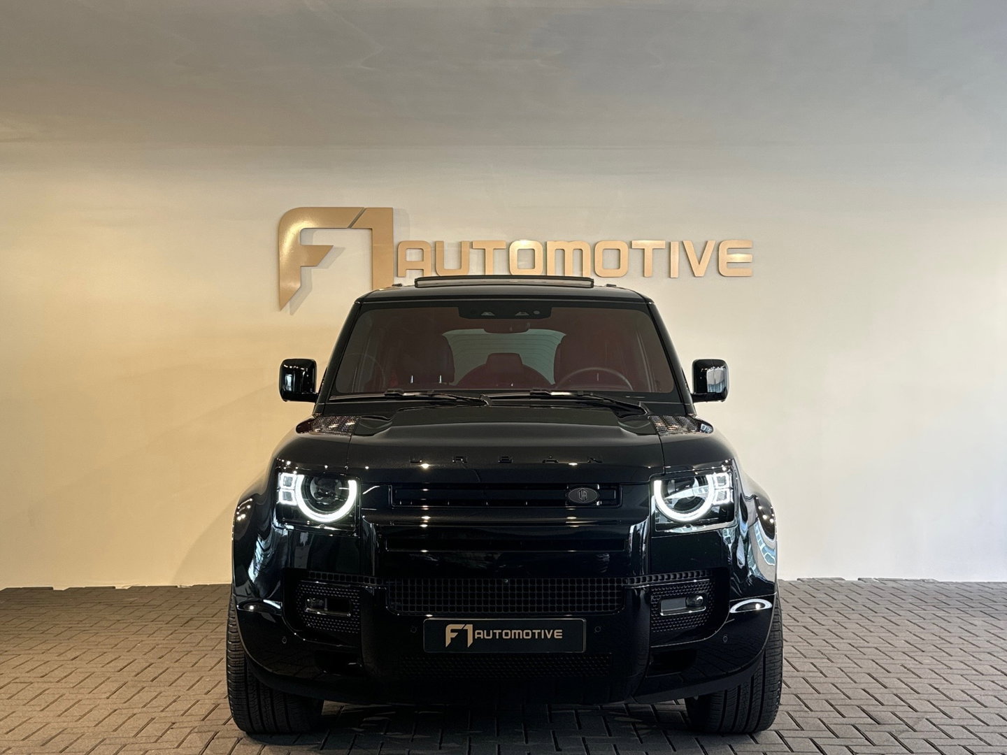 Land Rover Defender 110 2.0 P300e 110 X-Dynamic HSE URBAN|HUD