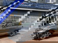 Volkswagen T-Roc - 1.5 TSI R-Line Edition DSG-aut. R-LINE / Trekhaak afn. / Camera / Stoelverw. / IQ Light / FABRIEKS garantie