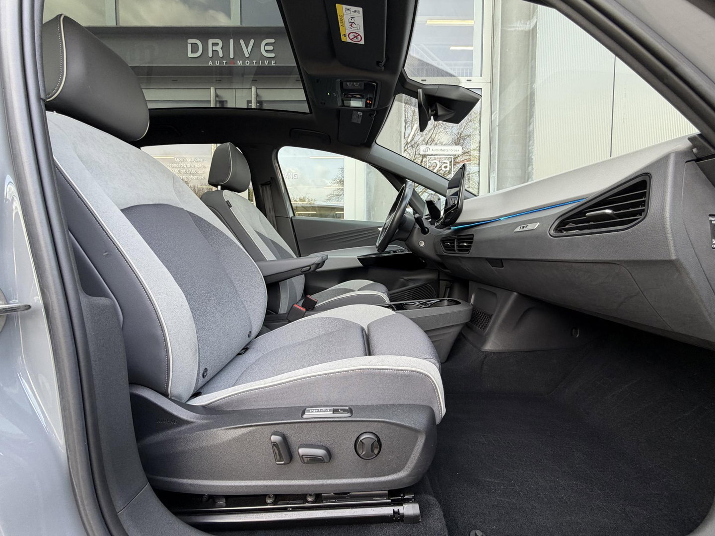 Volkswagen ID.3 First Max 58 kWh |SOH94%|Pano|ACC|HUD|20"|Allweather|Trekhaak|Moonstone