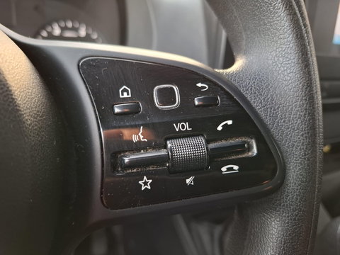 Mercedes-Benz Sprinter 311 2.2 CDI L2H2 / AIRCO / CAMERA / 3 ZITS / DEALER ONDERHOUDEN / NAVI
