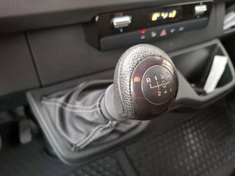 Mercedes-Benz Sprinter 311 2.2 CDI L2H2 / AIRCO / CAMERA / 3 ZITS / DEALER ONDERHOUDEN / NAVI