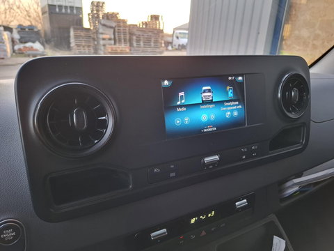 Mercedes-Benz Sprinter 311 2.2 CDI L2H2 / AIRCO / CAMERA / 3 ZITS / DEALER ONDERHOUDEN / NAVI