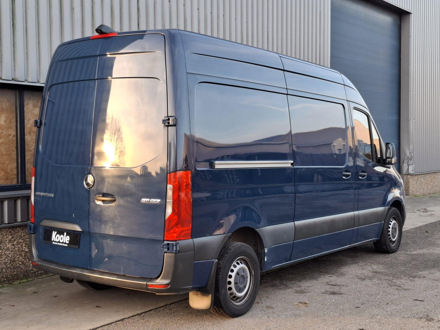 Mercedes-Benz Sprinter 311 2.2 CDI L2H2 / AIRCO / CAMERA / 3 ZITS / DEALER ONDERHOUDEN / NAVI