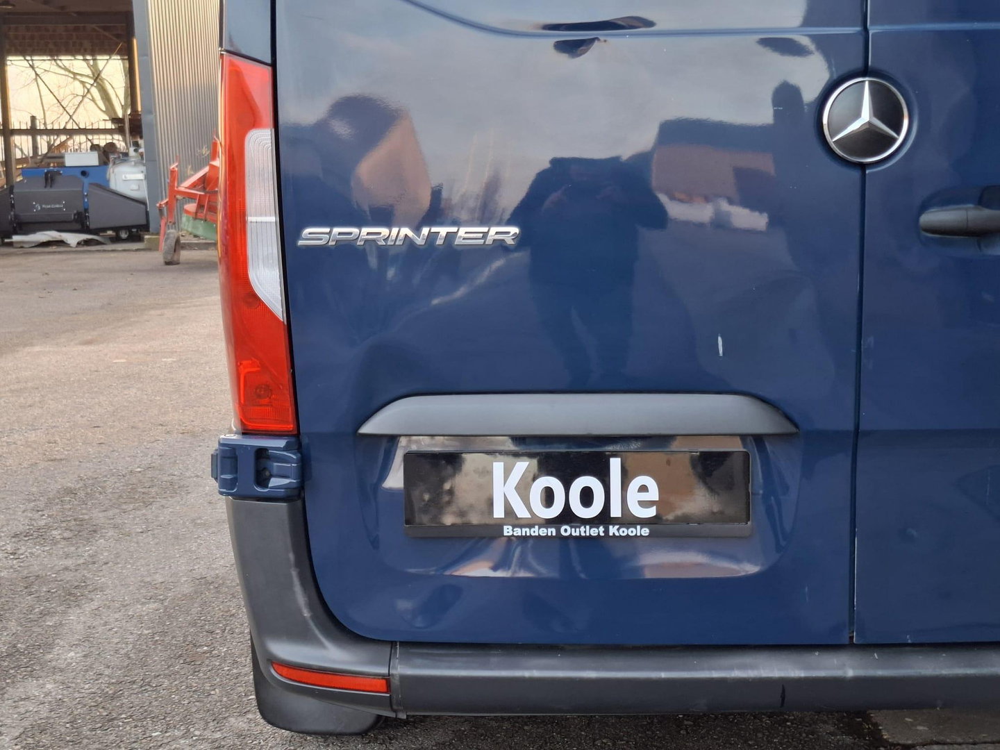 Mercedes-Benz Sprinter 311 2.2 CDI L2H2 / AIRCO / CAMERA / 3 ZITS / DEALER ONDERHOUDEN / NAVI