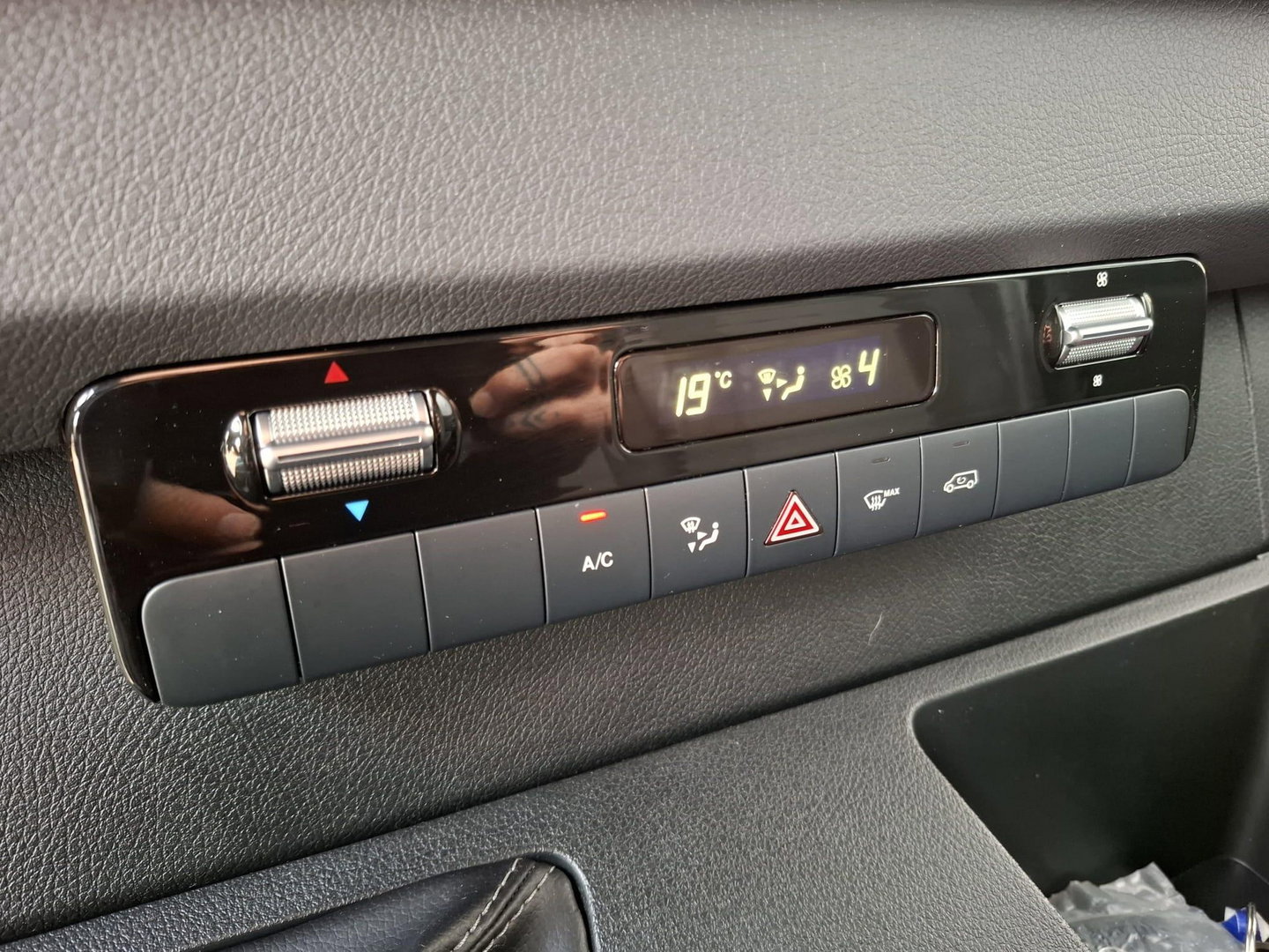 Mercedes-Benz Sprinter 311 2.2 CDI L2H1 Functional / AIRCO / CAMERA / 3 ZITS / DEALER ONDERHOUDEN / NAVI