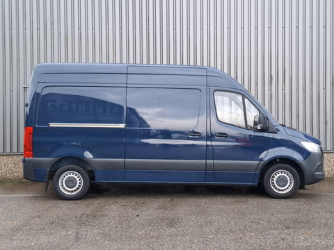 Mercedes-Benz Sprinter 311 2.2 CDI L2H1 Functional / AIRCO / CAMERA / 3 ZITS / DEALER ONDERHOUDEN / NAVI