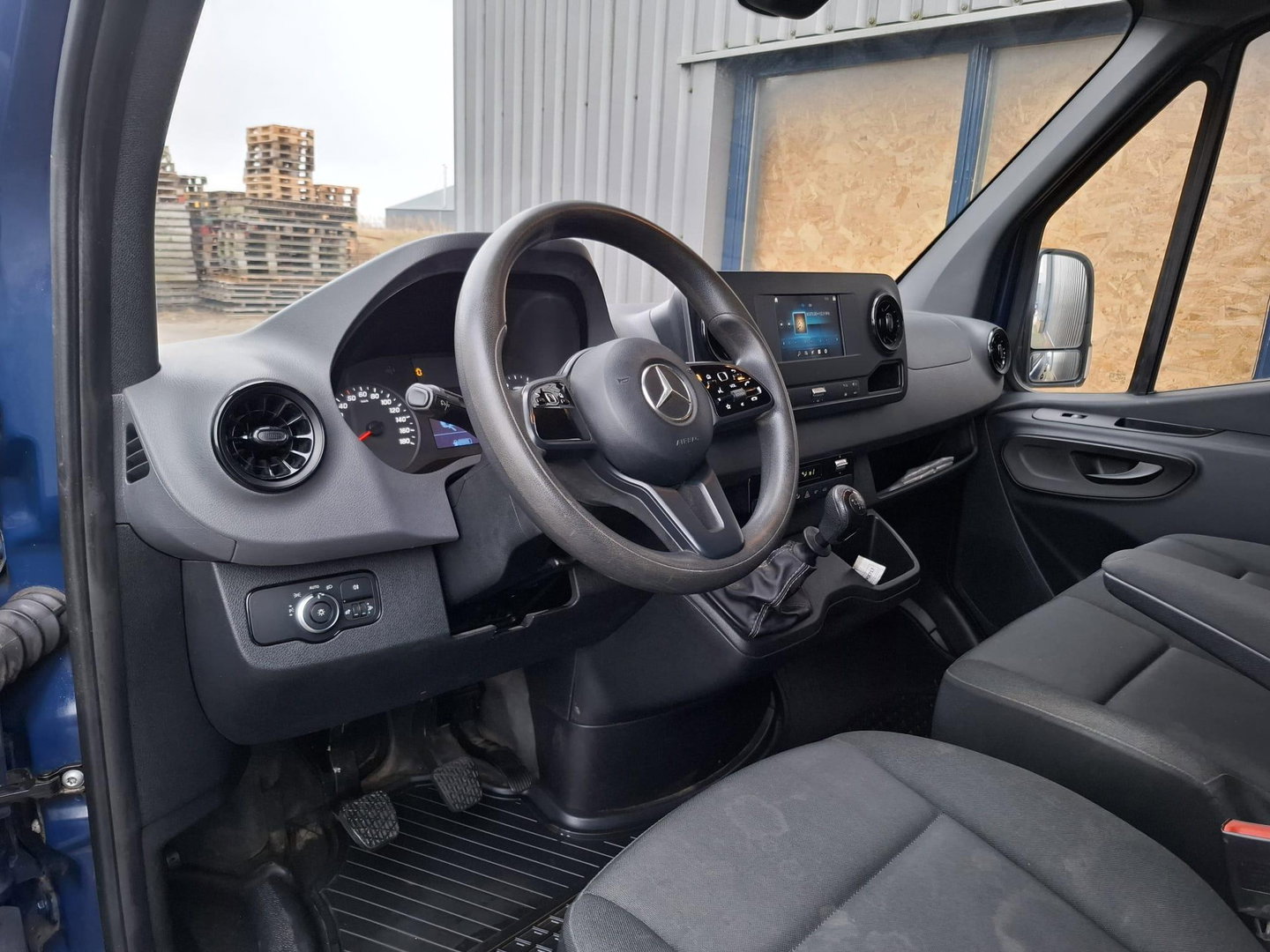 Mercedes-Benz Sprinter 311 2.2 CDI L2H1 Functional / AIRCO / CAMERA / 3 ZITS / DEALER ONDERHOUDEN / NAVI