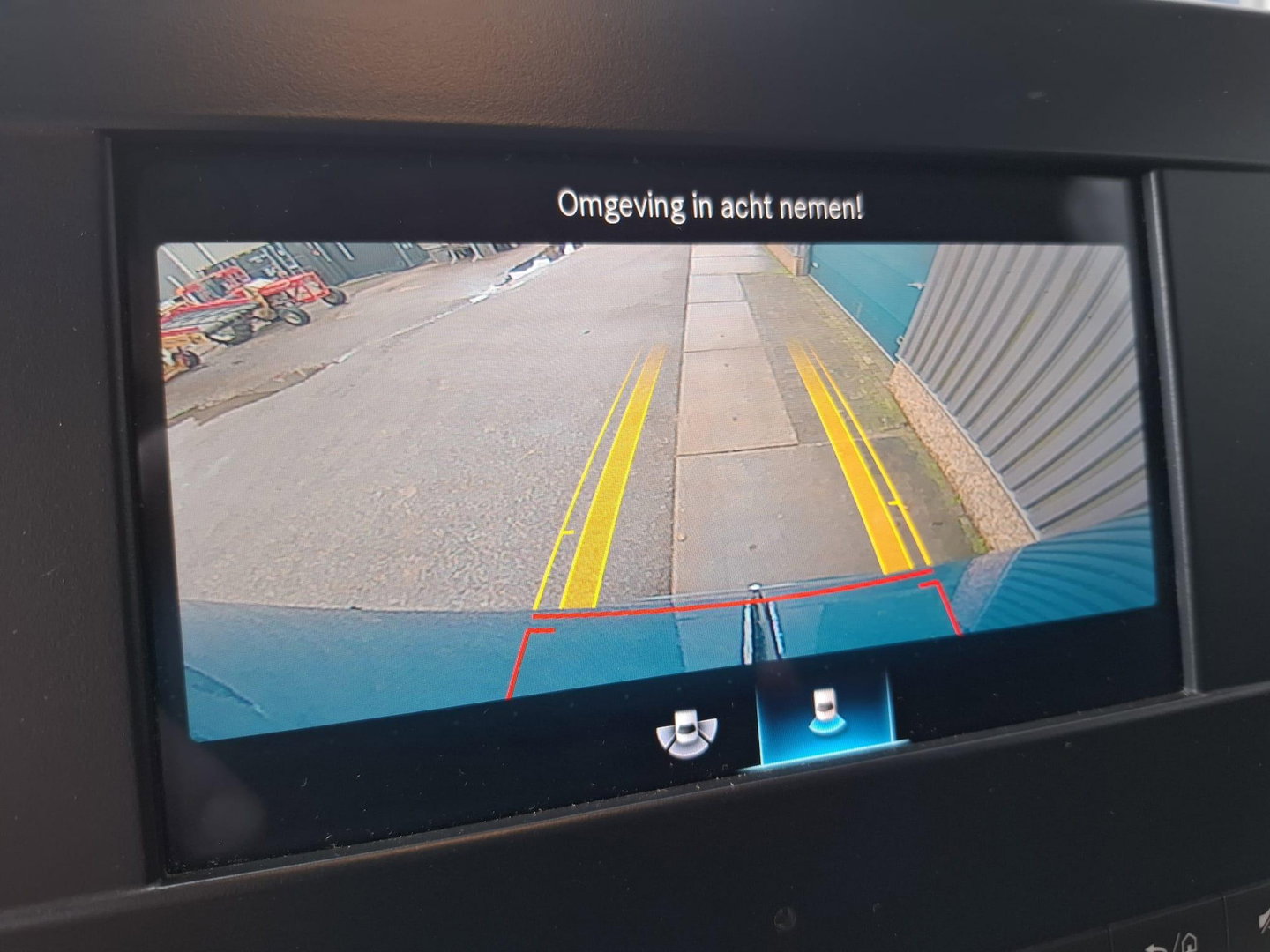 Mercedes-Benz Sprinter 311 2.2 CDI L2H1 Functional / AIRCO / CAMERA / 3 ZITS / DEALER ONDERHOUDEN / NAVI