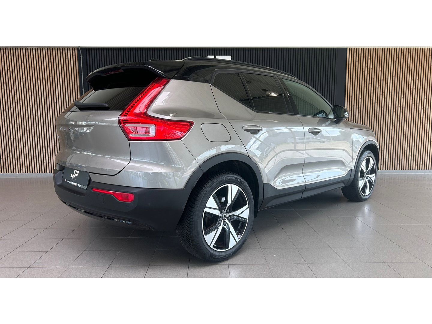 Volvo XC40 1.5 T5 Recharge Inscription 193KW/262pk DCT7|R-Design|Harman/KARDON|LEER/ALCANTARA|MEMORYSTOEL|CAMERA|PDC