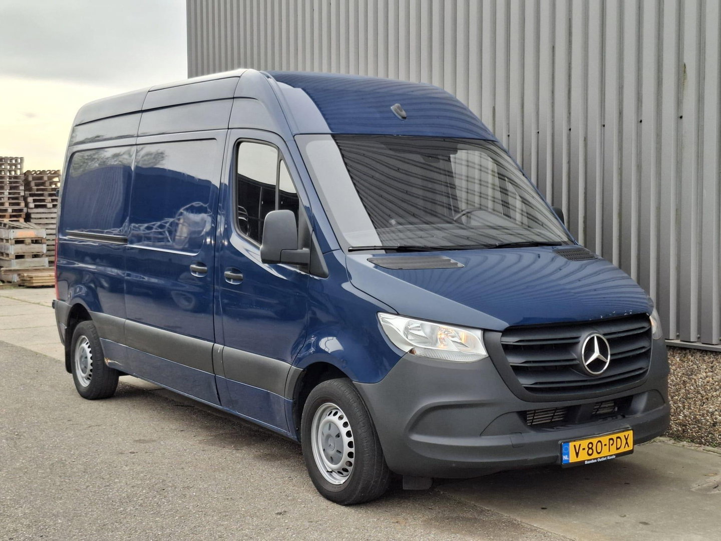 Mercedes-Benz Sprinter 311 2.2 CDI L2H2 AIRCO / CAMERA / 3 ZITS / DEALER ONDERHOUDEN / NAVI