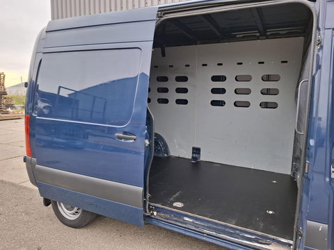 Mercedes-Benz Sprinter 311 2.2 CDI L2H2 AIRCO / CAMERA / 3 ZITS / DEALER ONDERHOUDEN / NAVI