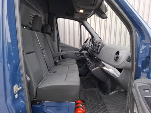 Mercedes-Benz Sprinter 311 2.2 CDI L2H2 AIRCO / CAMERA / 3 ZITS / DEALER ONDERHOUDEN / NAVI