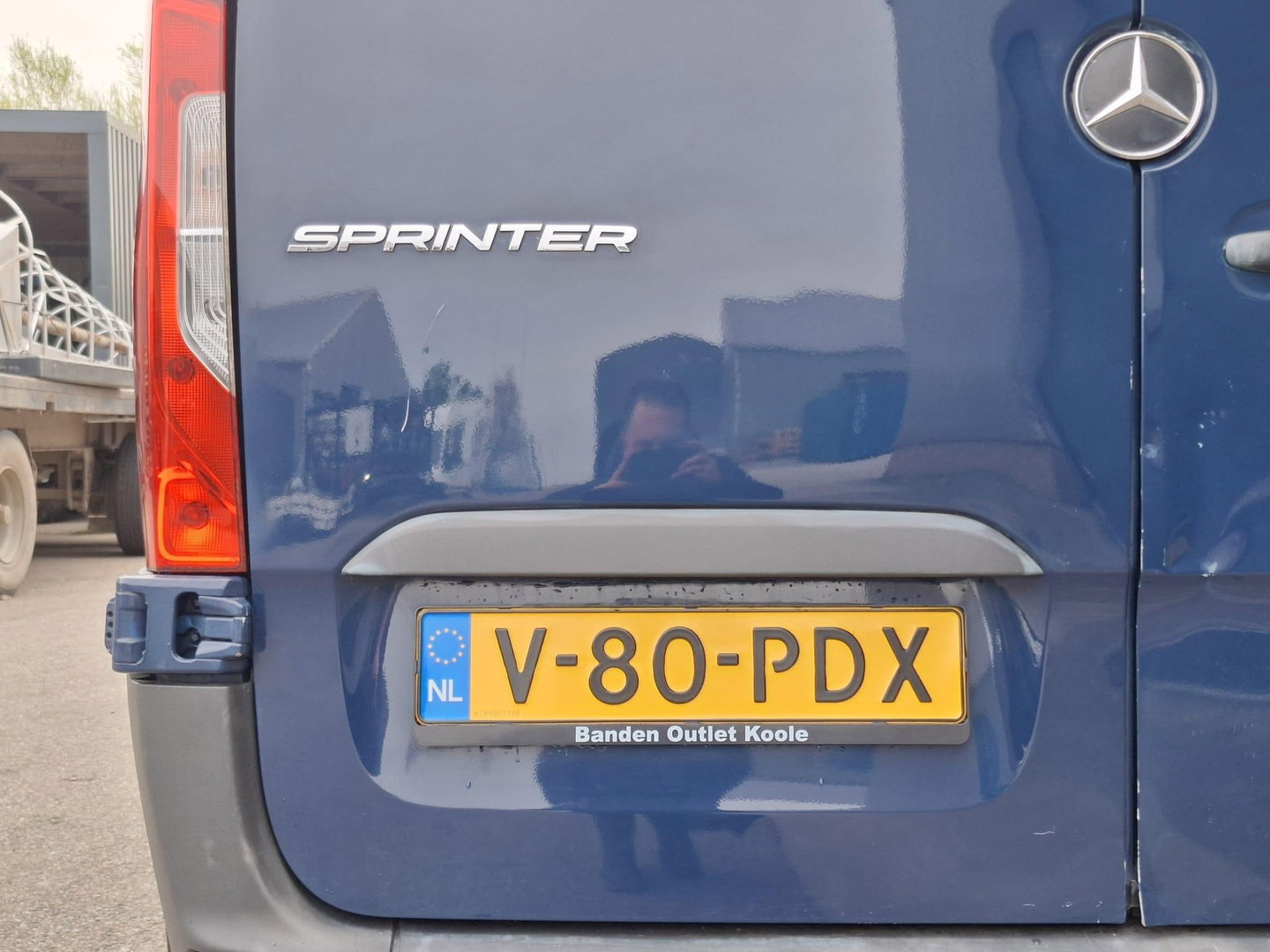 Mercedes-Benz Sprinter 311 2.2 CDI L2H2 AIRCO / CAMERA / 3 ZITS / DEALER ONDERHOUDEN / NAVI