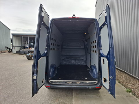 Mercedes-Benz Sprinter 311 2.2 CDI L2H2 AIRCO / CAMERA / 3 ZITS / DEALER ONDERHOUDEN / NAVI