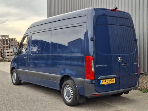 Mercedes-Benz Sprinter 311 2.2 CDI L2H2 AIRCO / CAMERA / 3 ZITS / DEALER ONDERHOUDEN / NAVI