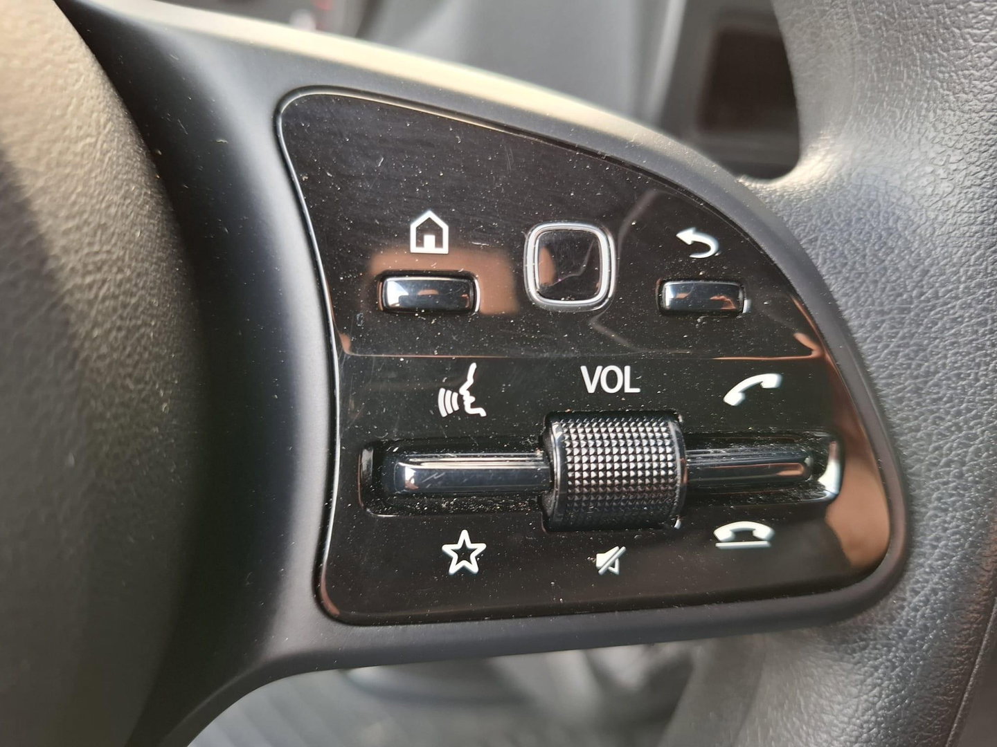 Mercedes-Benz Sprinter 311 2.2 CDI L2H2 / AIRCO / CAMERA / 3 ZITS / DEALER ONDERHOUDEN / NAVI