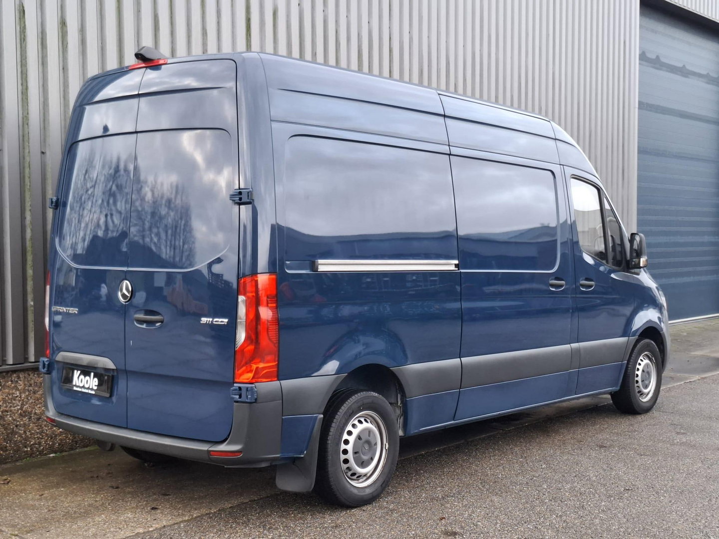 Mercedes-Benz Sprinter 311 2.2 CDI L2H2 / AIRCO / CAMERA / 3 ZITS / DEALER ONDERHOUDEN / NAVI