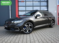 Volkswagen Passat - Variant Business 1.4 TSI PHEV GTE Business 218PK | Pano | Led | Carplay | Trekhaak | ACC | Stoel & Stuurwielverwarming | Trekhaak | Leder | Massage | Virtual Cockpit | SOH 93%