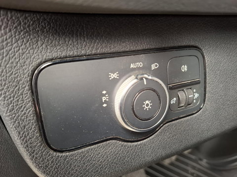 Mercedes-Benz Sprinter 311 2.2 CDI L2H2 AIRCO / CAMERA / 3 ZITS / DEALER ONDERHOUDEN / NAVI