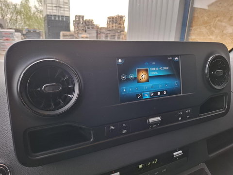 Mercedes-Benz Sprinter 311 2.2 CDI L2H2 AIRCO / CAMERA / 3 ZITS / DEALER ONDERHOUDEN / NAVI