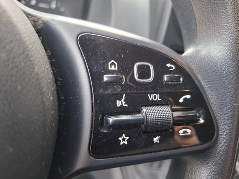 Mercedes-Benz Sprinter 311 2.2 CDI L2H2 AIRCO / CAMERA / 3 ZITS / DEALER ONDERHOUDEN / NAVI