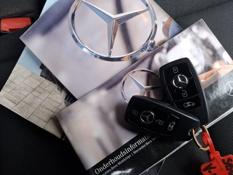 Mercedes-Benz Sprinter 311 2.2 CDI L2H2 AIRCO / CAMERA / 3 ZITS / DEALER ONDERHOUDEN / NAVI