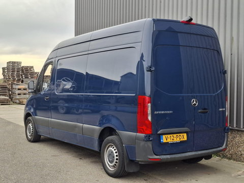 Mercedes-Benz Sprinter 311 2.2 CDI L2H2 AIRCO / CAMERA / 3 ZITS / DEALER ONDERHOUDEN / NAVI