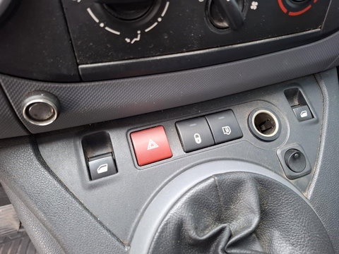 Citroën Berlingo 1.6 BlueHDI 100 Club Economy S&S AIRCO / CRUISE CONTROLE / MARGE AUTO / TREKHAAK / EURO 6