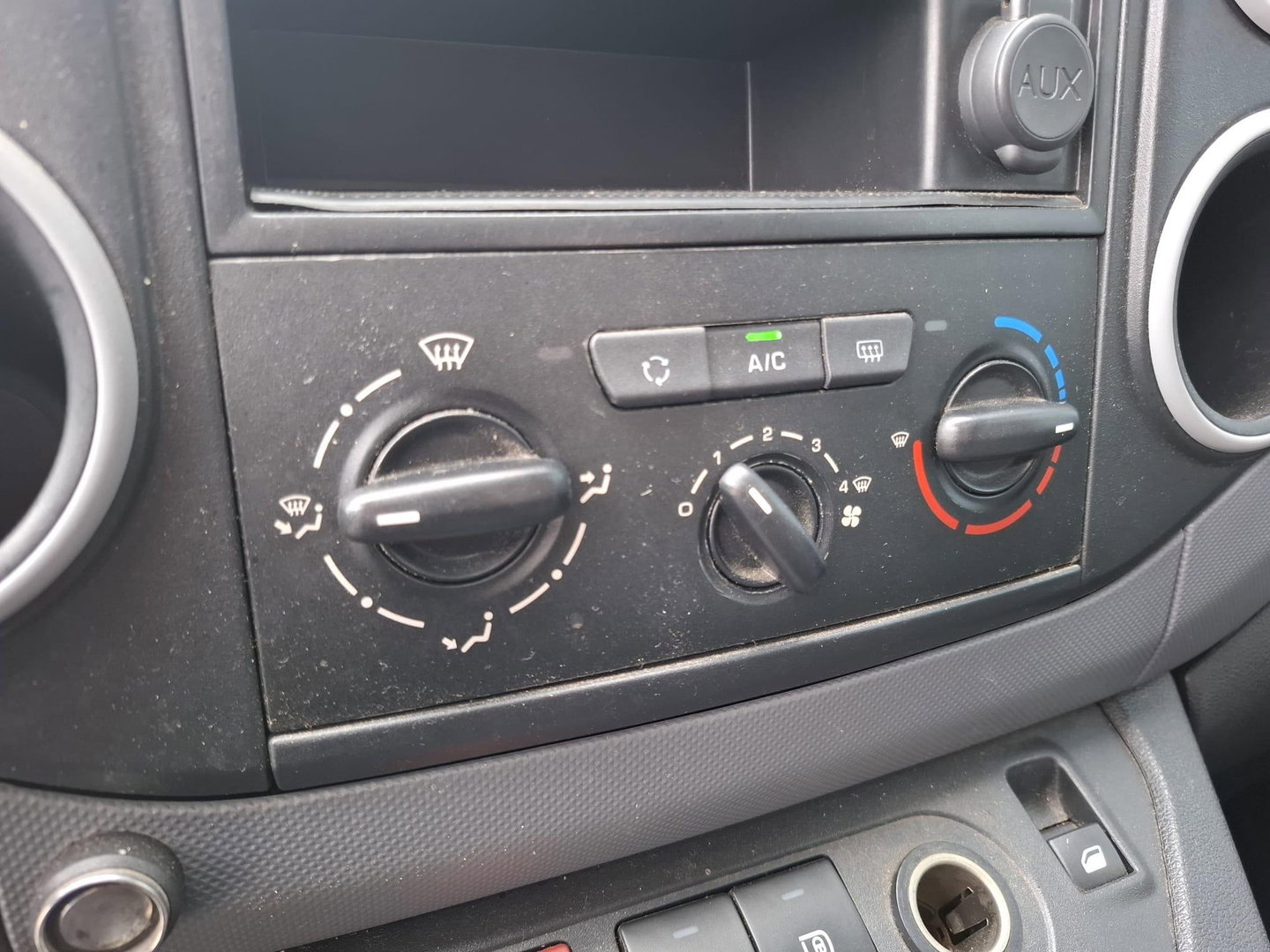 Citroën Berlingo 1.6 BlueHDI 100 Club Economy S&S AIRCO / CRUISE CONTROLE / MARGE AUTO / TREKHAAK / EURO 6