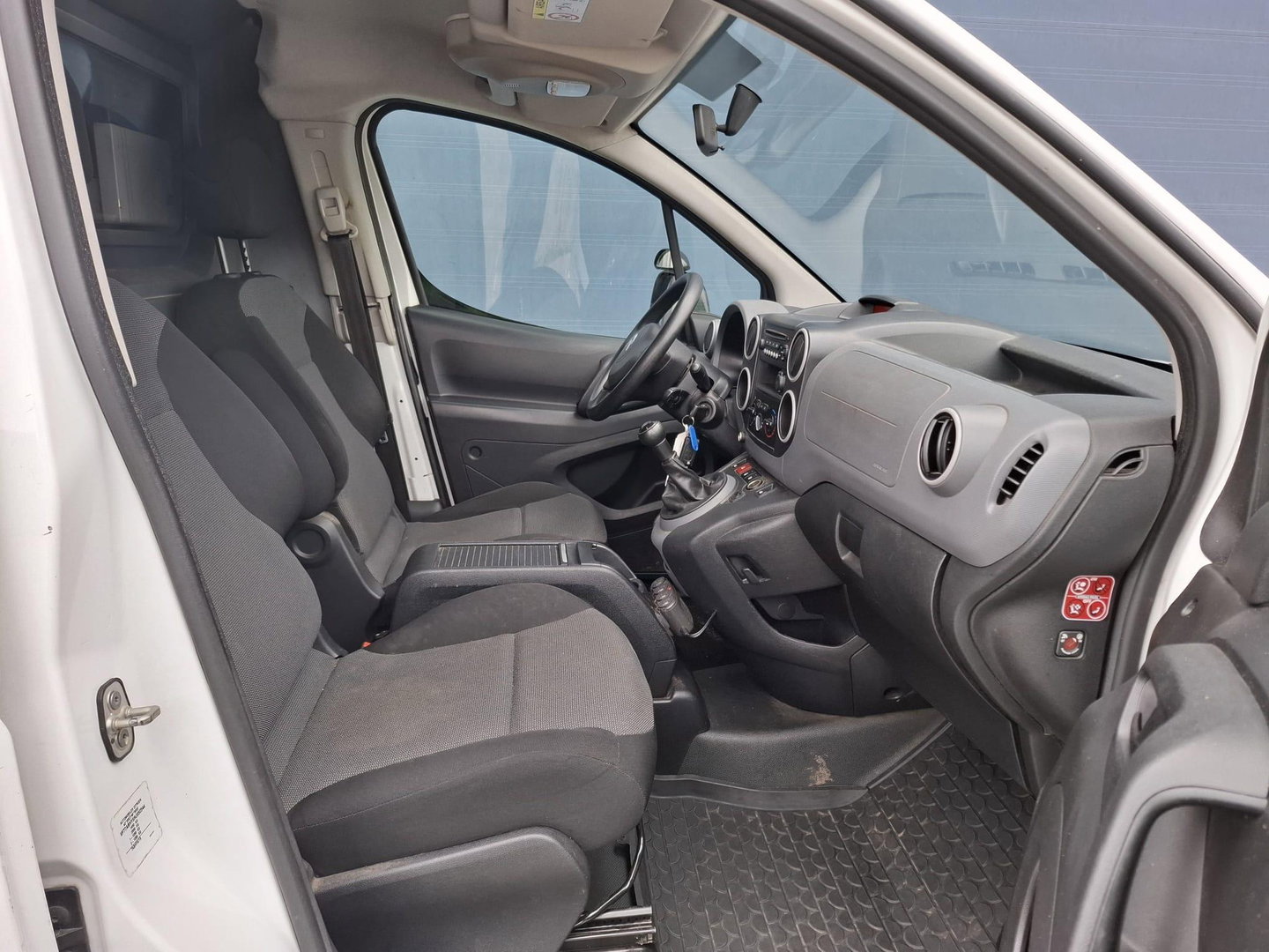 Citroën Berlingo 1.6 BlueHDI 100 Club Economy S&S AIRCO / CRUISE CONTROLE / MARGE AUTO / TREKHAAK / EURO 6