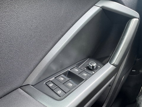 Audi Q3 Sportback 45 TFSI e S Edition SONOS Pano Camera Trekhaak Leder