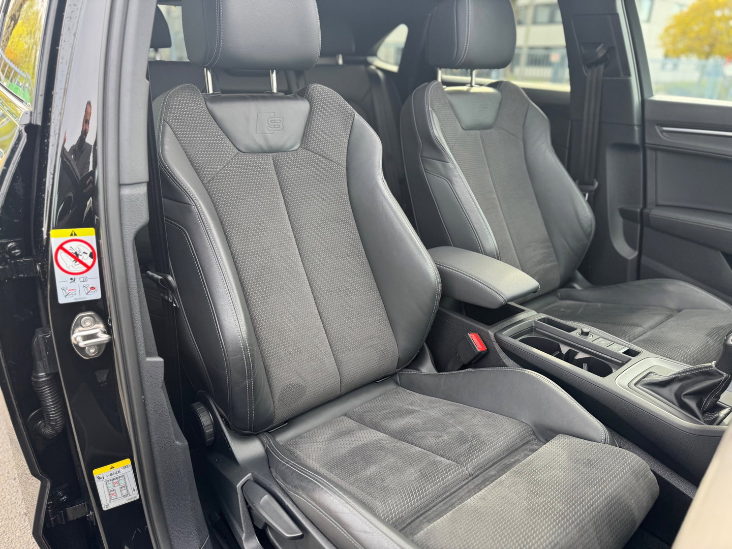 Audi Q3 Sportback 45 TFSI e S Edition SONOS Pano Camera Trekhaak Leder