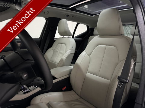 Volvo XC40 1.5 T4 Recharge Inscription Pano Leer Carplay Camera