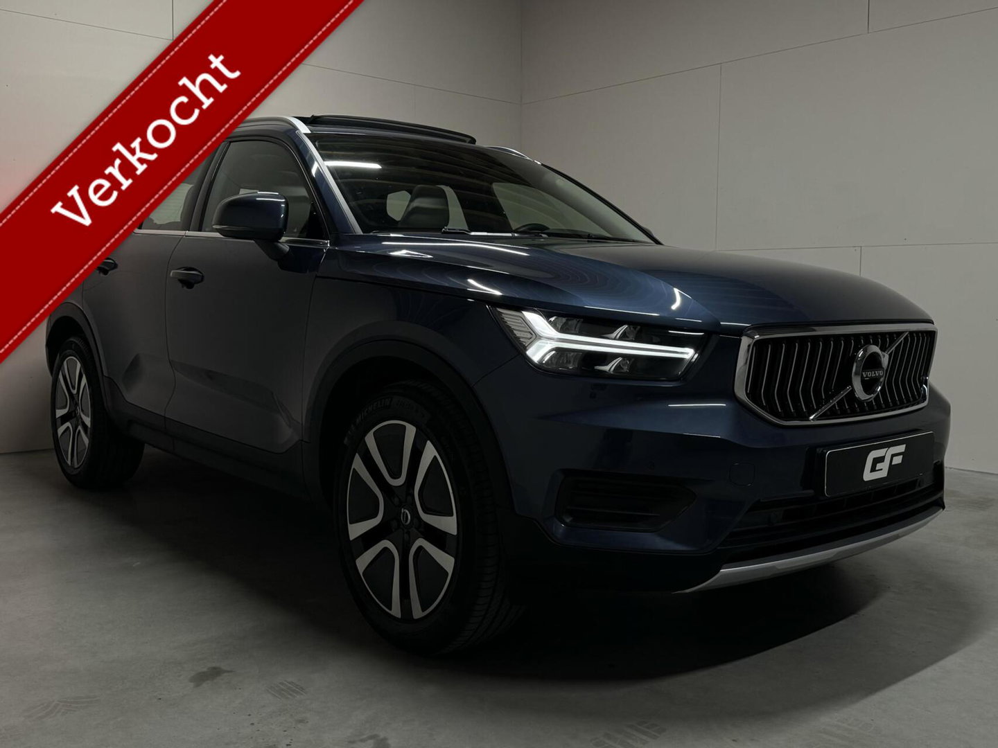 Volvo XC40 1.5 T4 Recharge Inscription Pano Leer Carplay Camera