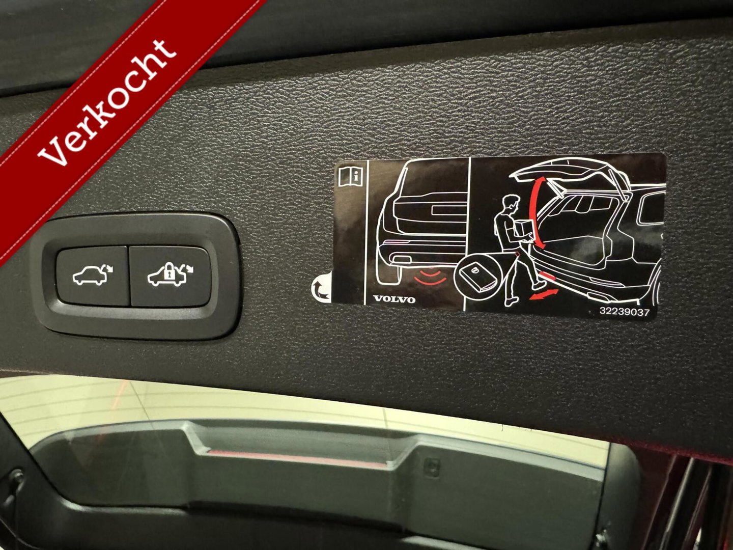 Volvo XC40 1.5 T4 Recharge Inscription Pano Leer Carplay Camera