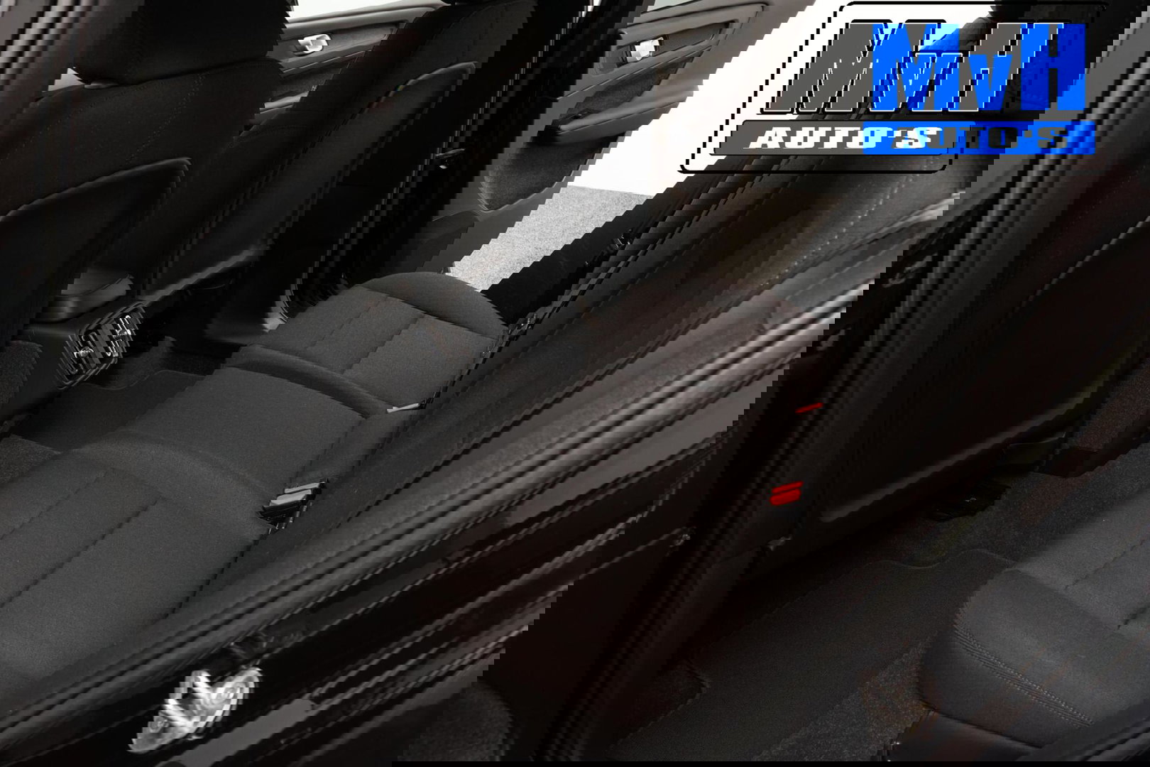 Volvo XC40 2.0 B3 Essential|MHEV|163PK|STOEL/STUUR.VERW|CAMERA