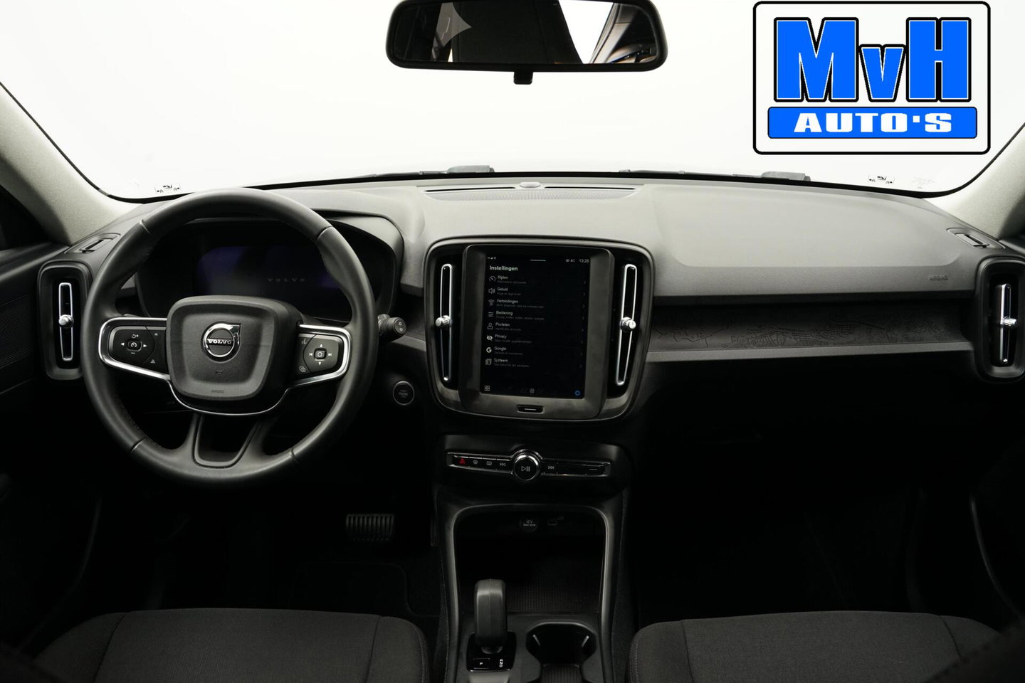 Volvo XC40 2.0 B3 Essential|MHEV|163PK|STOEL/STUUR.VERW|CAMERA