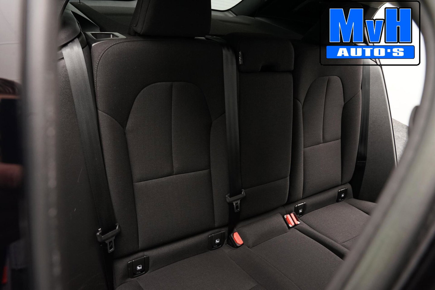 Volvo XC40 2.0 B3 Essential|MHEV|163PK|STOEL/STUUR.VERW|CAMERA