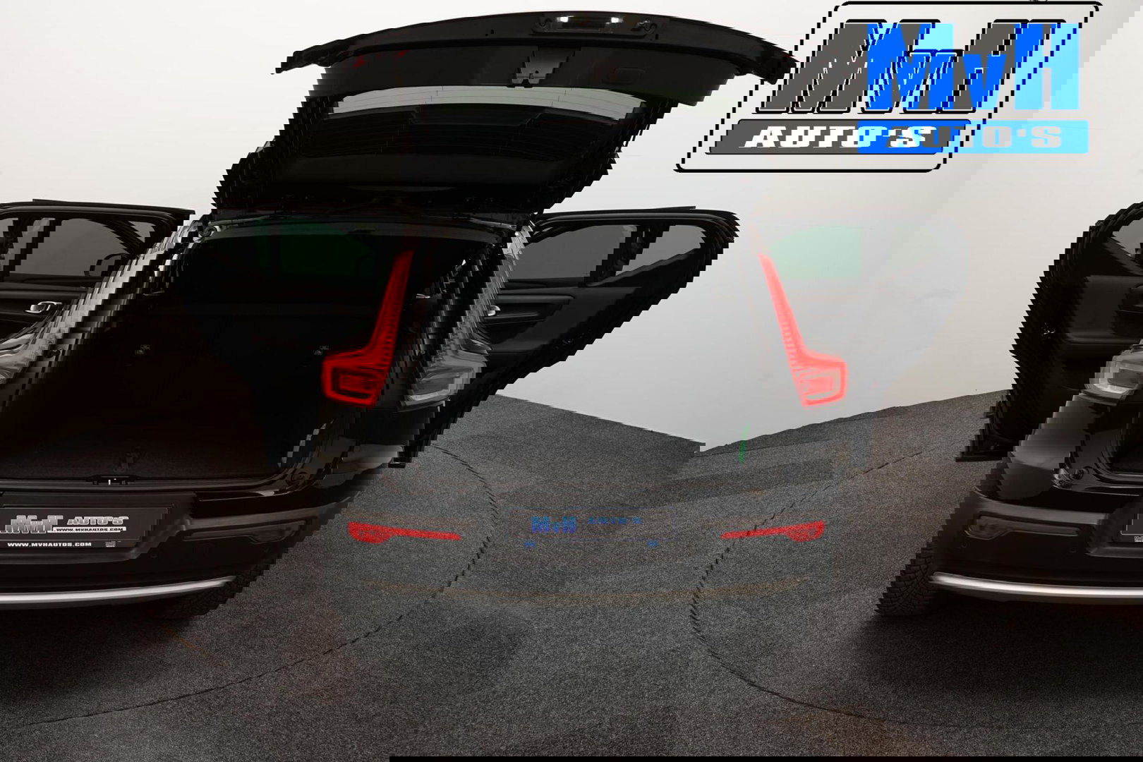 Volvo XC40 2.0 B3 Essential|MHEV|163PK|STOEL/STUUR.VERW|CAMERA