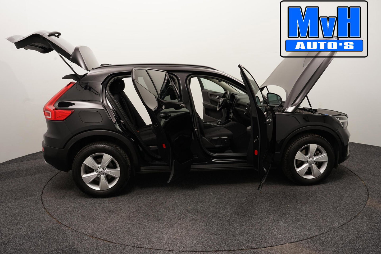 Volvo XC40 2.0 B3 Essential|MHEV|163PK|STOEL/STUUR.VERW|CAMERA