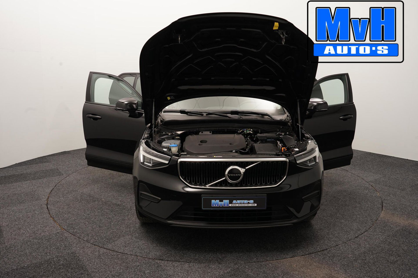 Volvo XC40 2.0 B3 Essential|MHEV|163PK|STOEL/STUUR.VERW|CAMERA