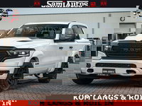 Dodge Ram 1500 - Limited Night | 5.7 V8 Hemi Full Option | LPG | Comfortabele Dubbele Cabine met Royale 5 Zitplaatsen | De Meest Luxe en Volle Pick-Up in zijn Klasse | BPM vrij | Nu Leverbaar uit Voorraad | Voorraad Nr v45lp