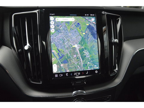 Volvo XC60 T8 Hybride AWD Plus Bright LONG RANGE | Panoramadak | Harman/Kardon | Stoel + Stuur Verwarmd | Trekhaak | Camera |