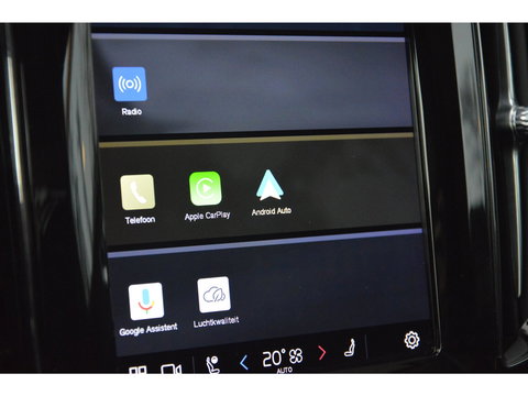 Volvo XC60 T8 Hybride AWD Plus Bright LONG RANGE | Panoramadak | Harman/Kardon | Stoel + Stuur Verwarmd | Trekhaak | Camera |