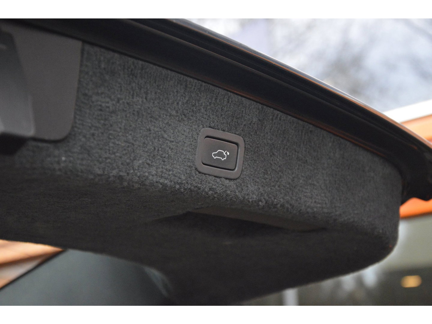 Volvo XC70 T5 FWD Summum | Dealer Onderhouden | Panoramadak | Automaat | Stoelverwarming | Rondom Parkeersensoren |