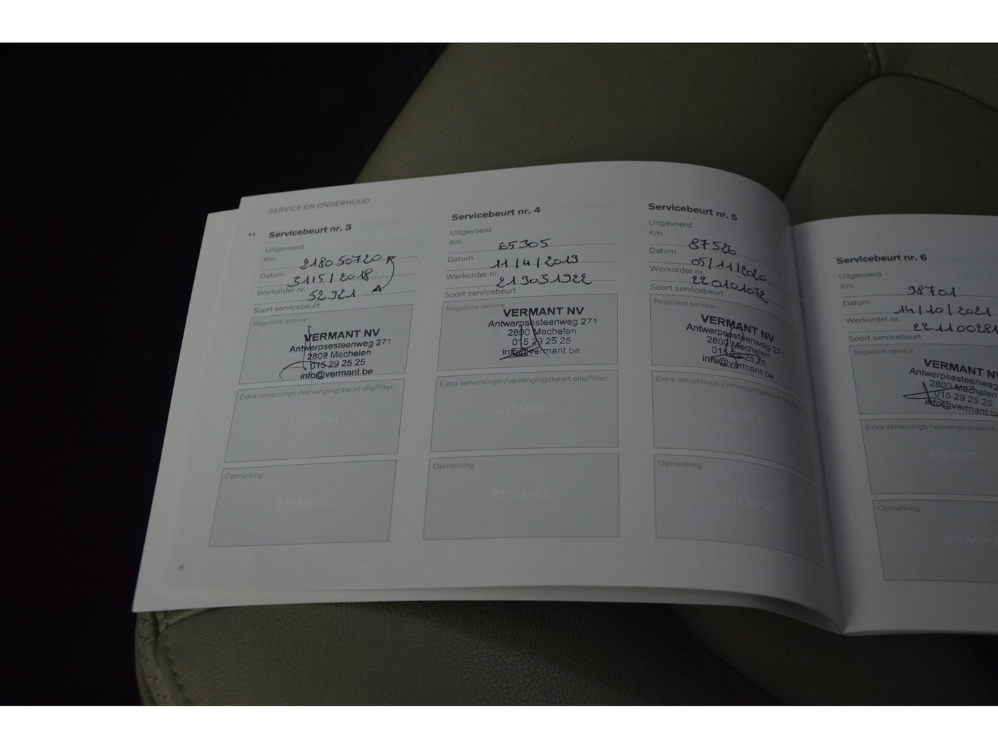 Volvo XC70 T5 FWD Summum | Dealer Onderhouden | Panoramadak | Automaat | Stoelverwarming | Rondom Parkeersensoren |