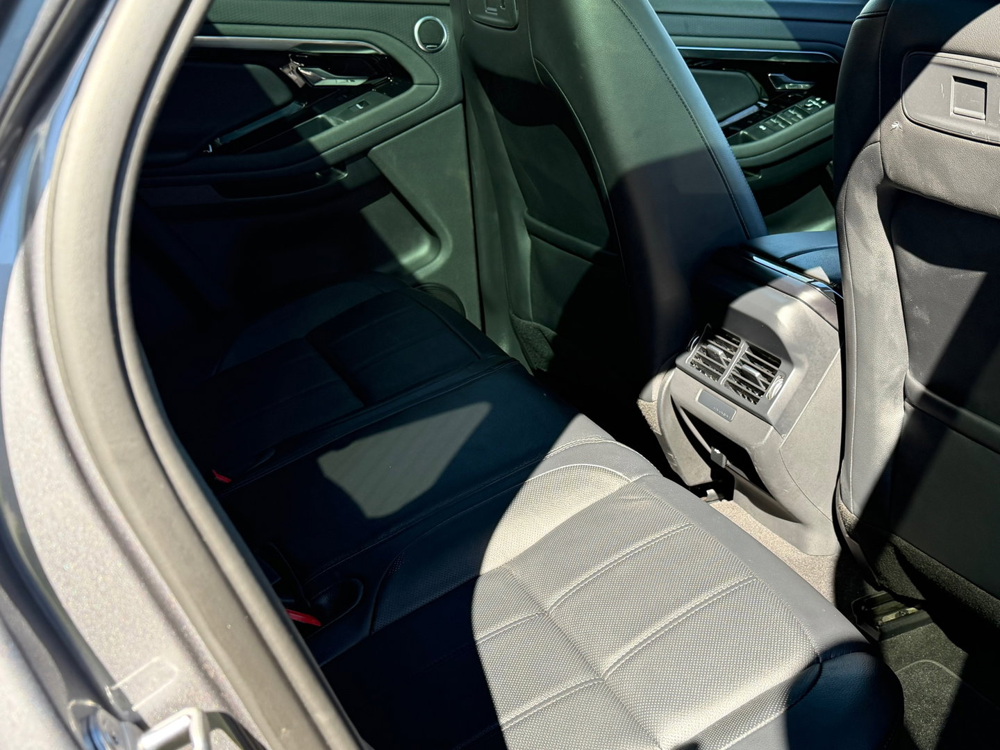 Land Rover Range Rover Evoque 1.5 P300e AWD R-Dynamic S