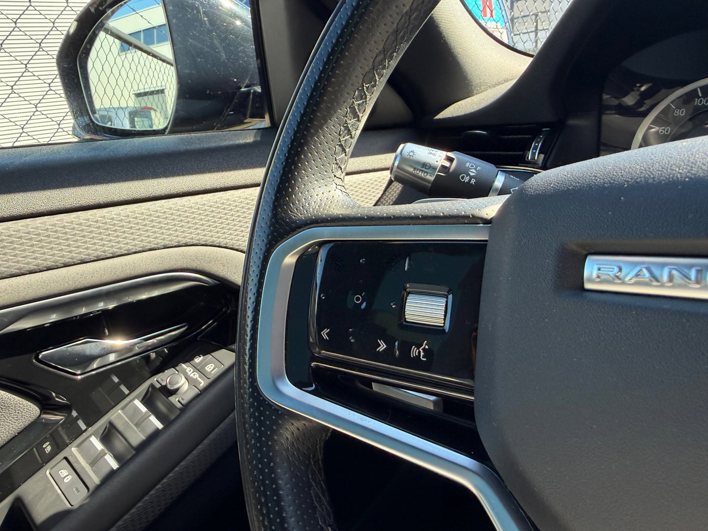 Land Rover Range Rover Evoque 1.5 P300e AWD R-Dynamic S