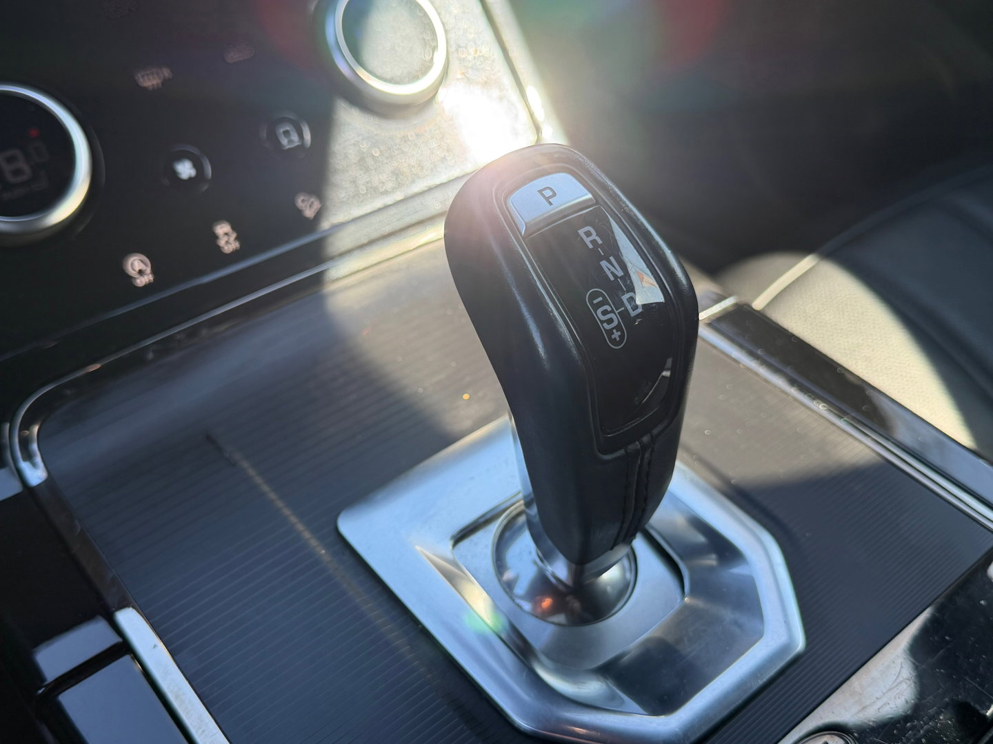 Land Rover Range Rover Evoque 1.5 P300e AWD R-Dynamic S